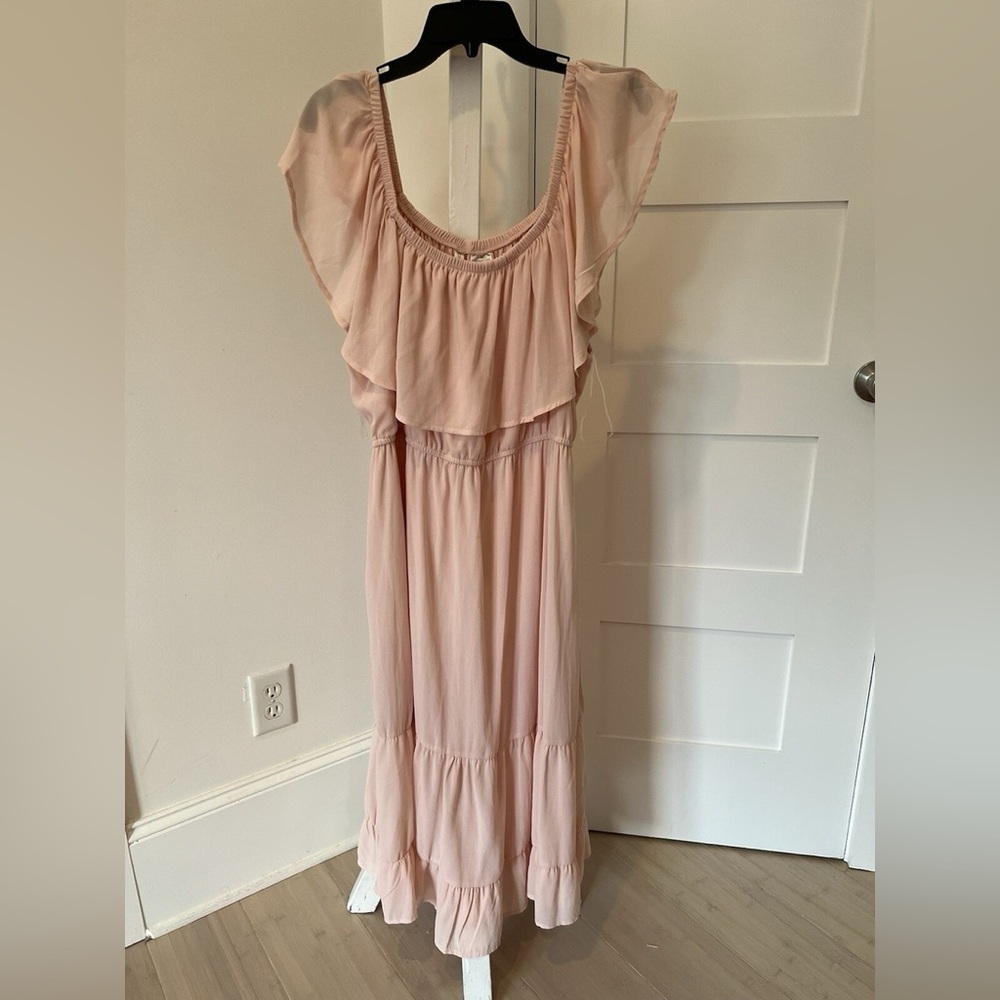 NWT DRESS SZ XL SOFT DUSTY PINK RUFFLE NECKLINE